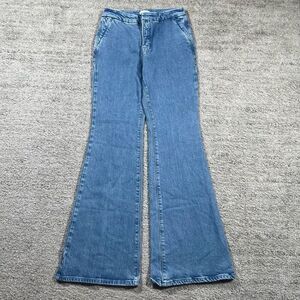 Good American Women’s Light Wash Flare Jeans